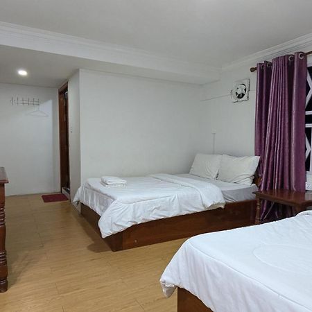 מלון Empire House, פנום פן מראה חיצוני תמונה