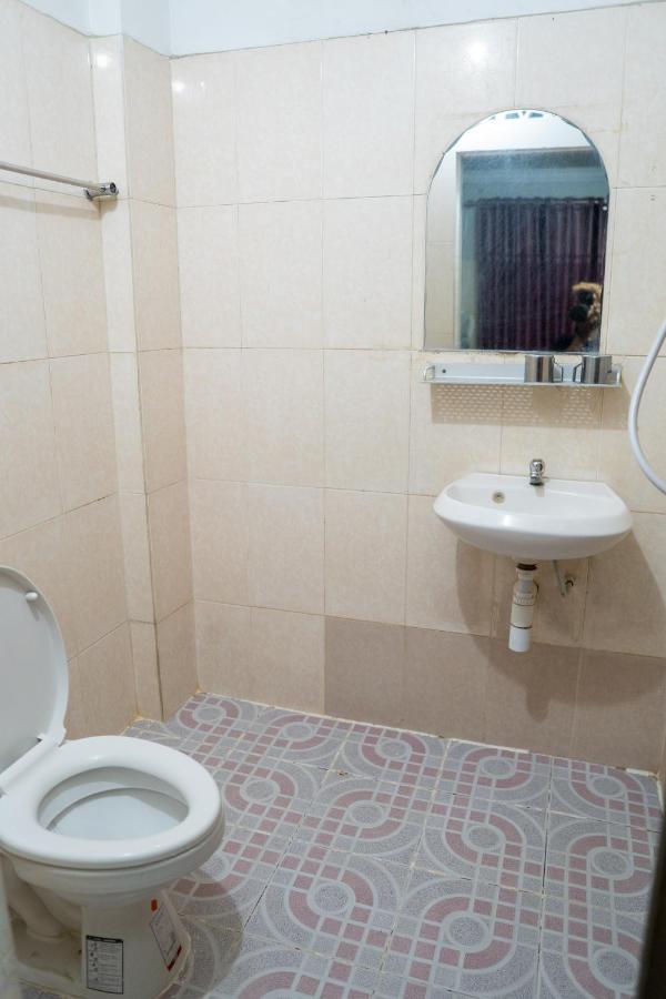 מלון Empire House, פנום פן מראה חיצוני תמונה